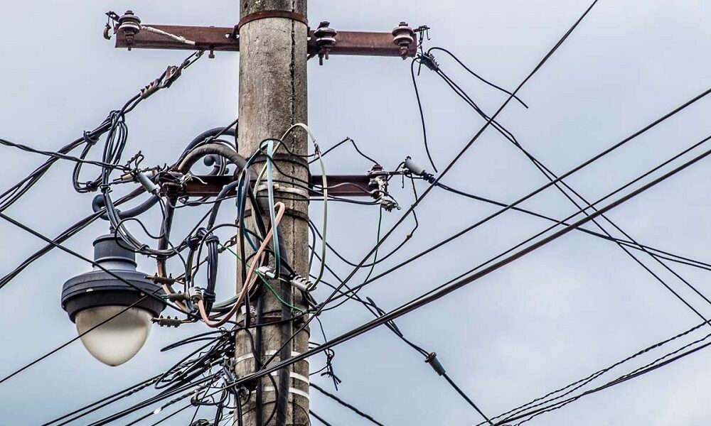 Întreruperi curent electric