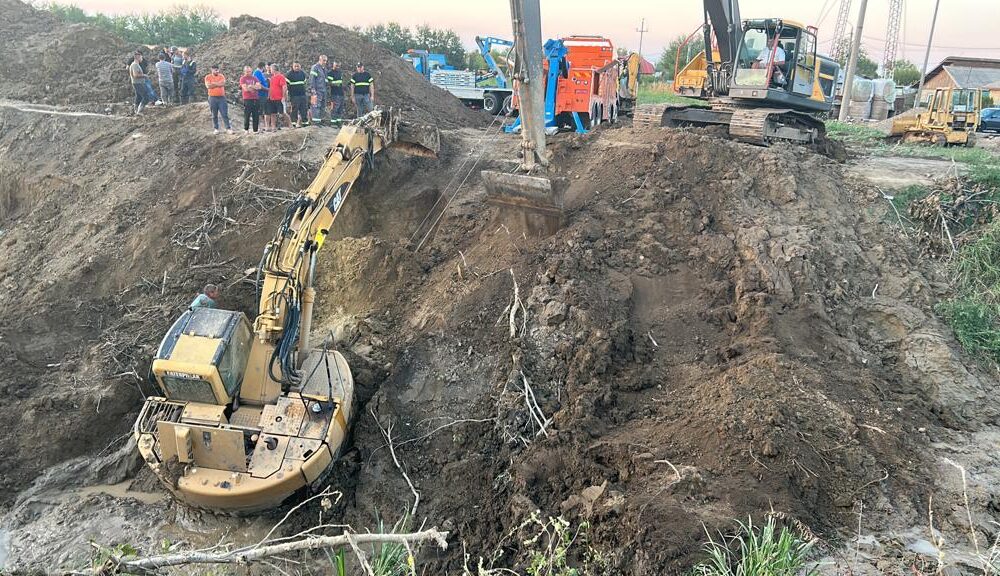 Excavatoare blocate Perișoru