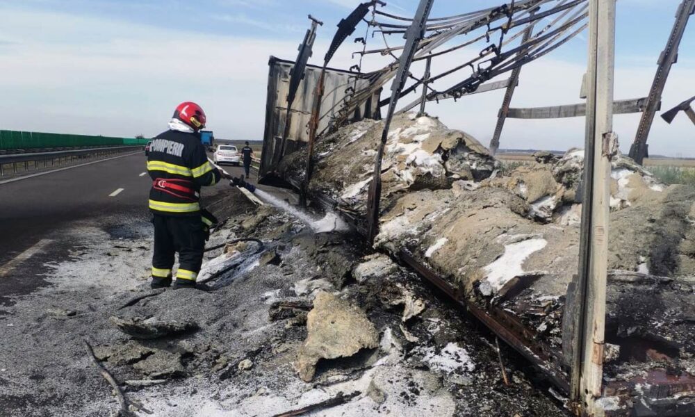 Incendiu semiremorcă TIR A2 Constanța - București
