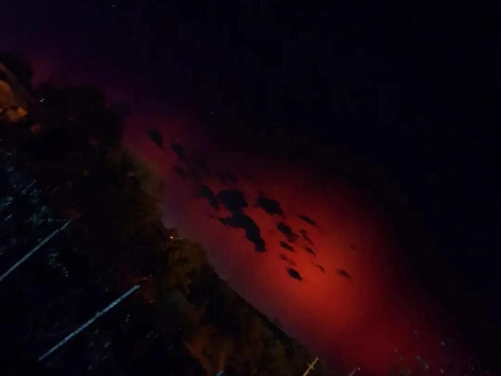 Aurora Boreală la Fetești (Facebook Furtuni România - Official Meteo Group. Soare Florina Mădălina)