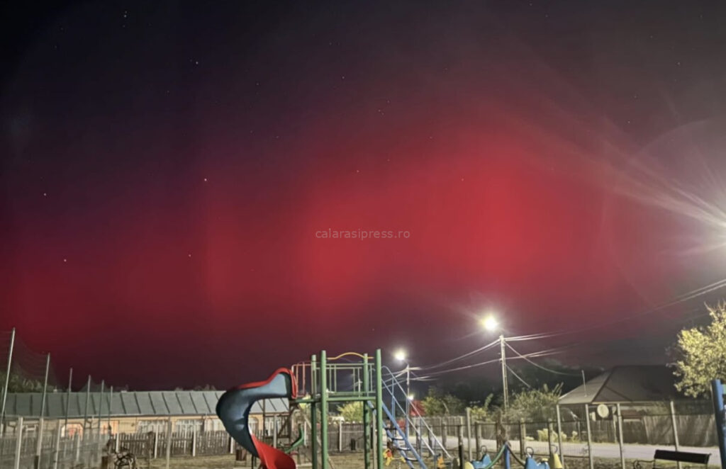 Aurora Boreală satul Vișini, Călărași (Cărălași Press - Andrei Melente)