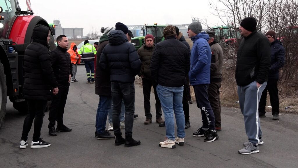 Protest fermieri și transportatori din județul Călărași 