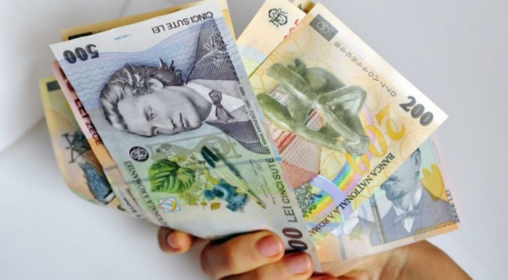 Începând cu 1 ianuarie 2025, salariul minim va crește la 4.050 lei