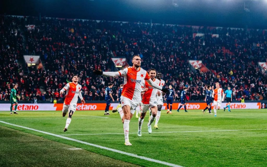 slavia praga barcelona 2 4