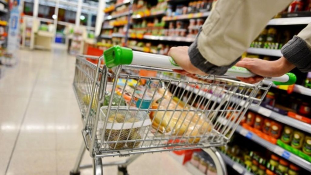 Boicotarea supermarketurilor din România. Ministrul Agriculturii reacționează