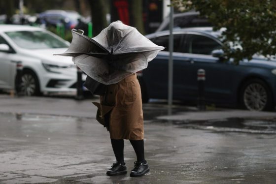 Avertizare meteo în Argeș: ploi, vânt puternic și lapoviță în cursul zilei
